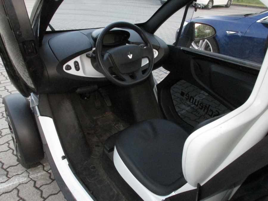 E-Mobilität bei der Dekra Wildau